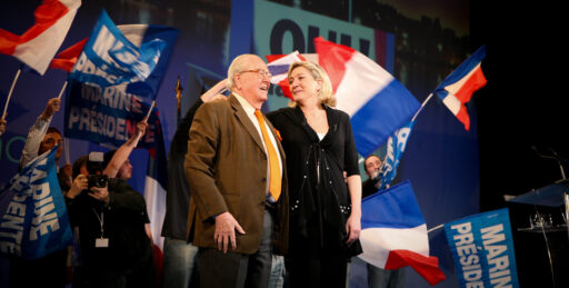 Dossier : Le FN/RN de Marine Le Pen, un néofascisme à la française