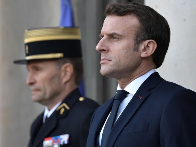 Macron : le triste funambule de l’Élysée