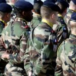 La tribune des généraux, l’armée et la Cinquième République