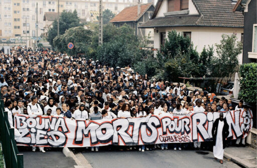 Révoltes de banlieue, non au TCE : la rencontre manquée de 2005